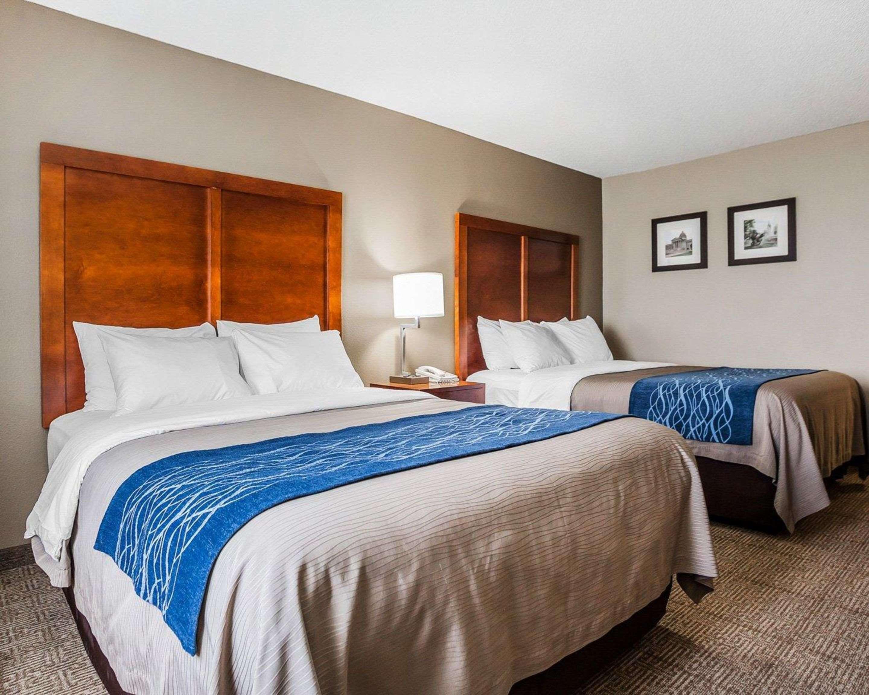 Comfort Inn & Suites Moberly Esterno foto