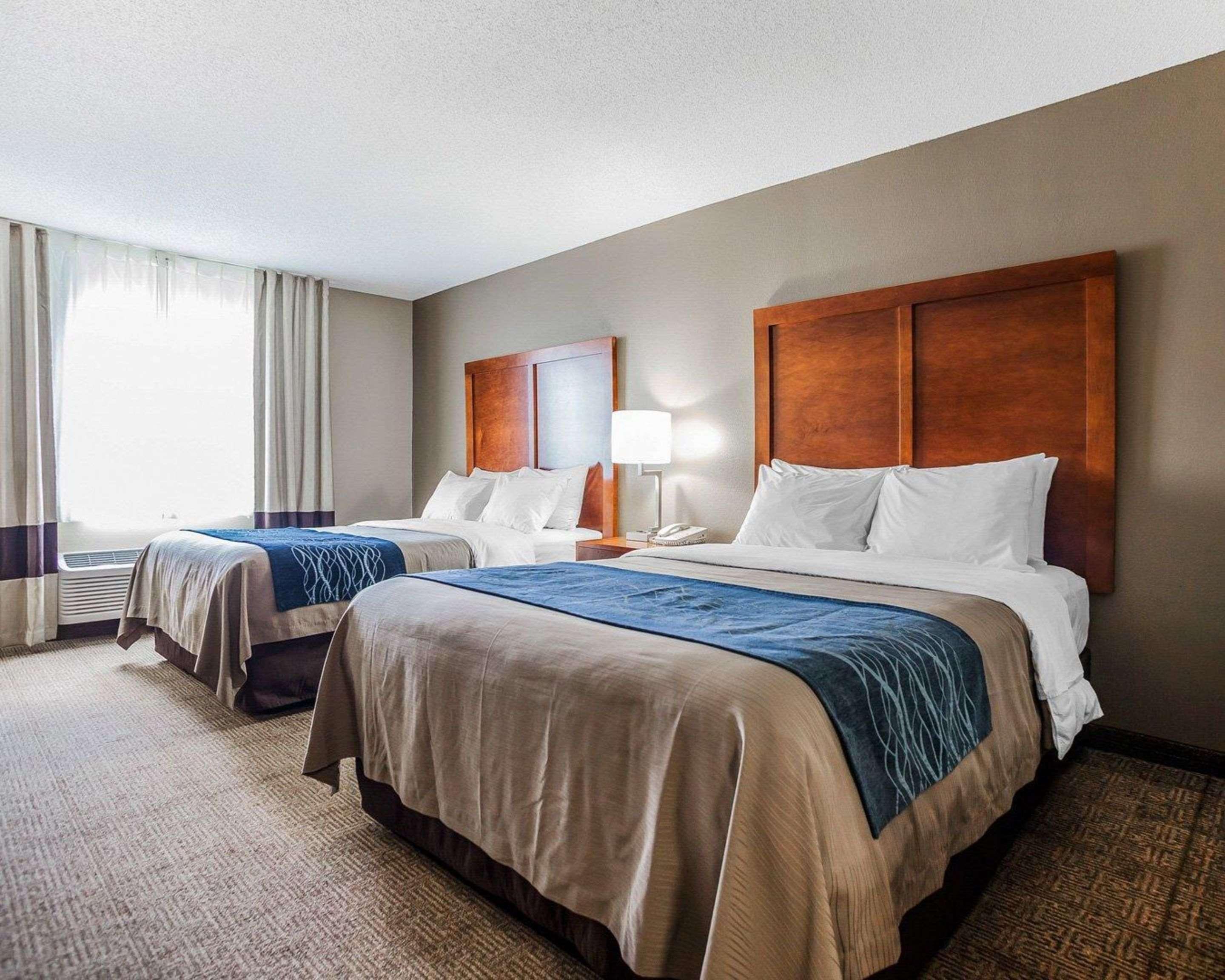 Comfort Inn & Suites Moberly Esterno foto