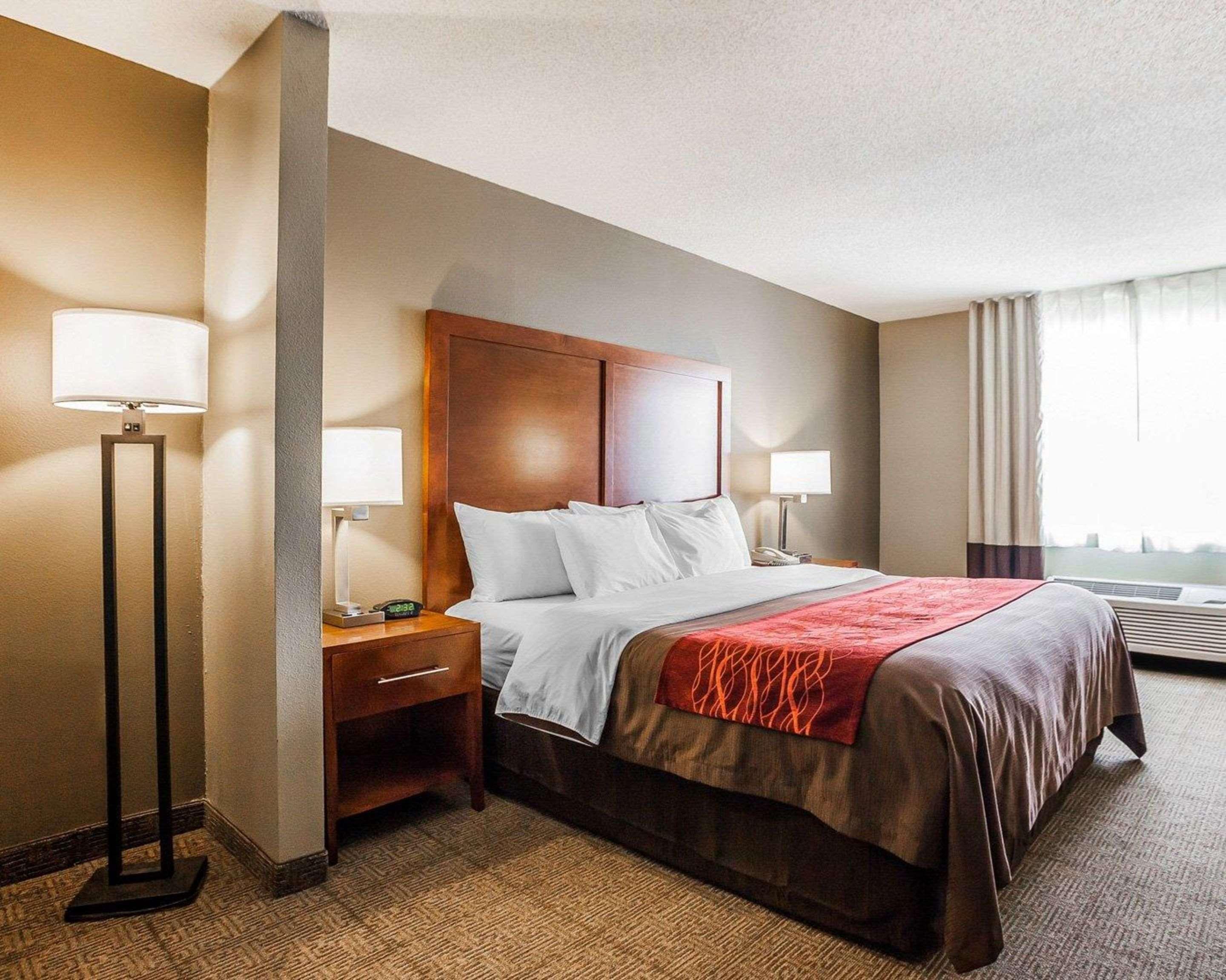 Comfort Inn & Suites Moberly Esterno foto