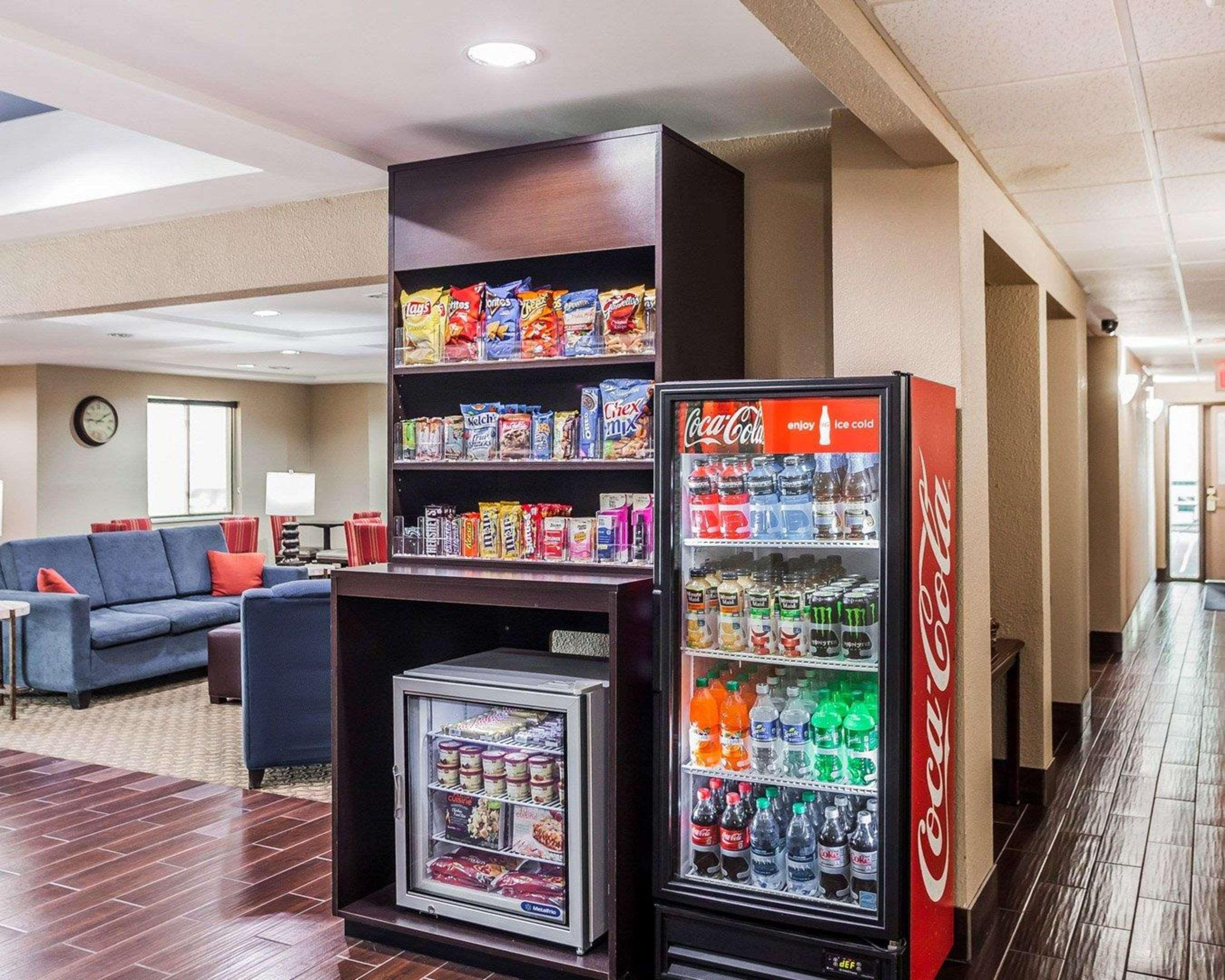 Comfort Inn & Suites Moberly Esterno foto