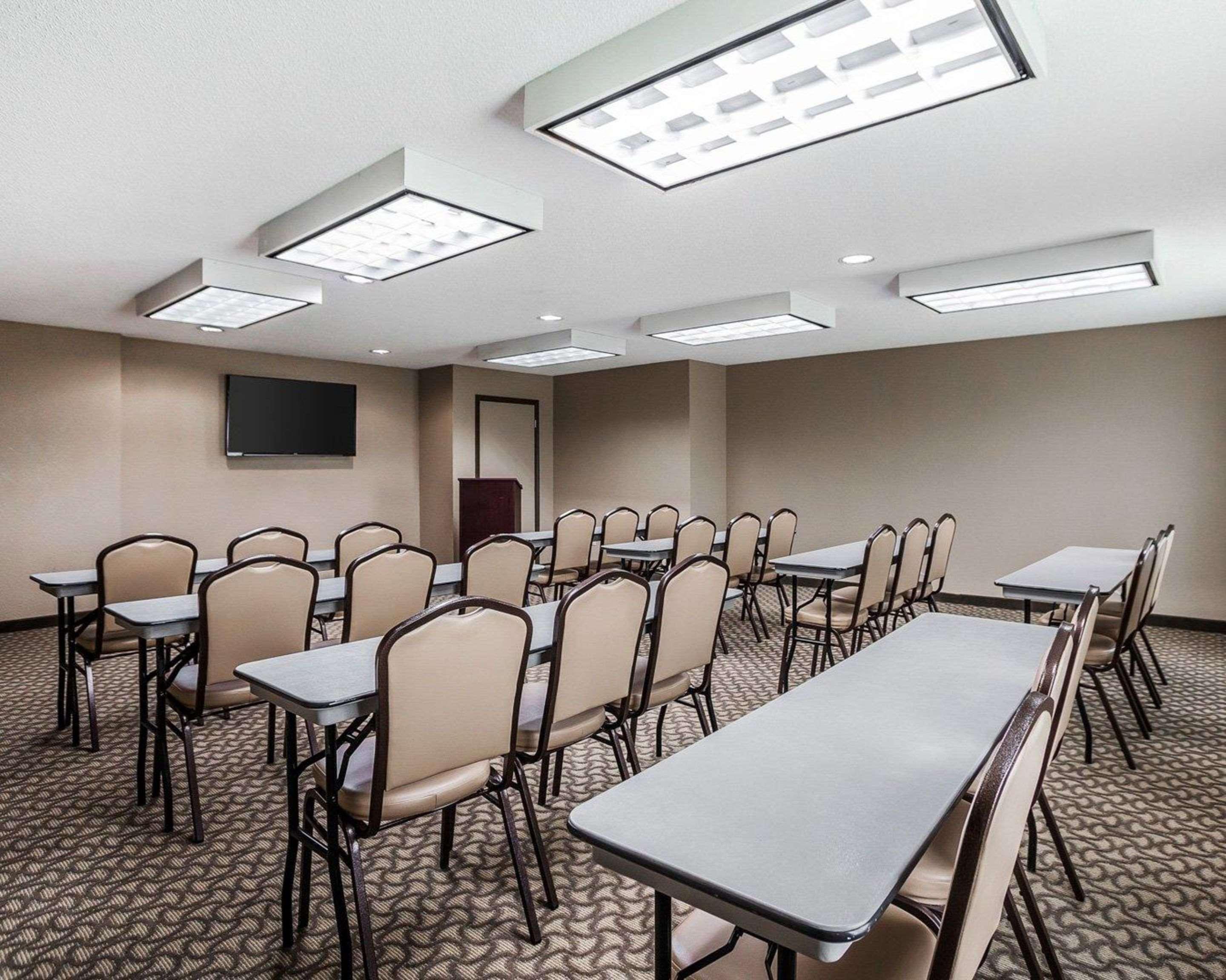 Comfort Inn & Suites Moberly Esterno foto