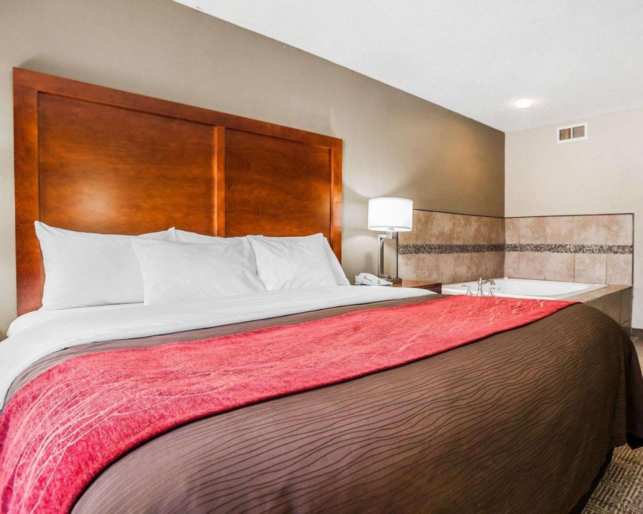 Comfort Inn & Suites Moberly Esterno foto